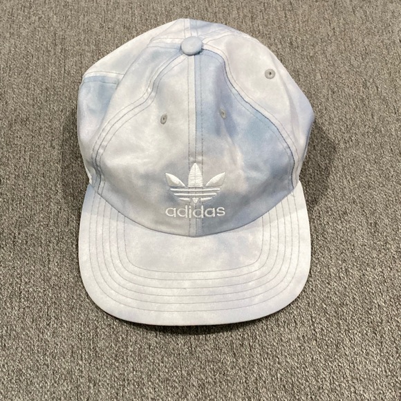 Adidas Dad Hat - Picture 1 of 8